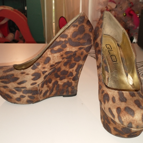 Vintage leopard print platform heels - Picture 3 of 3